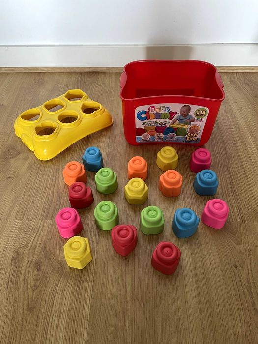 Jogo de Blocos de Encaixe de Borracha (bebés 6-18 meses)