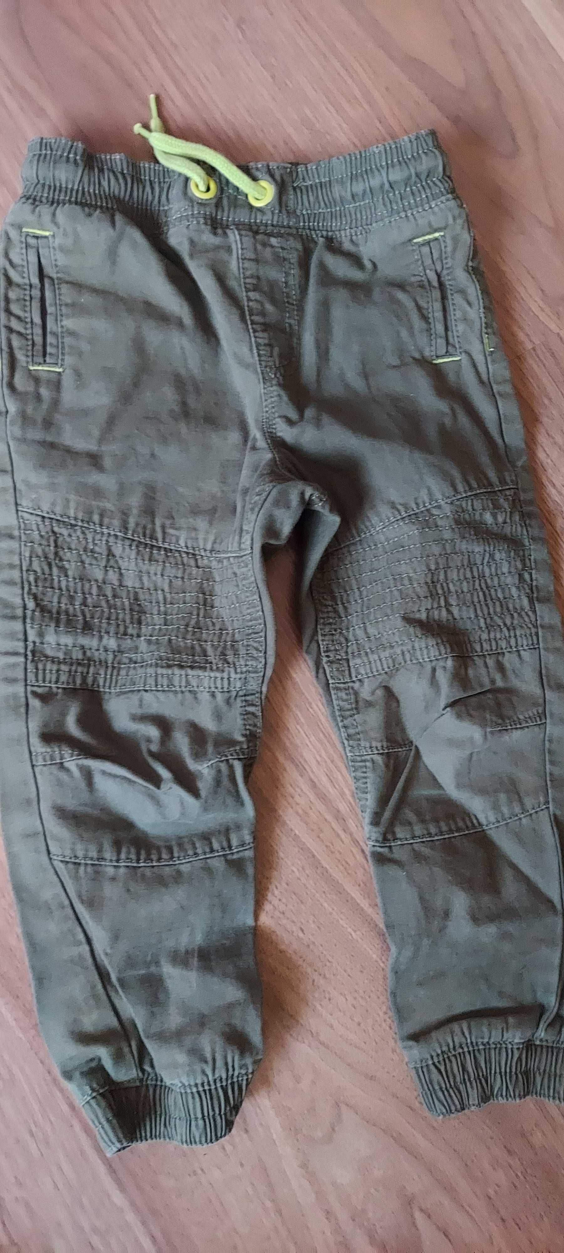 Joggery khaki chłopiec 104