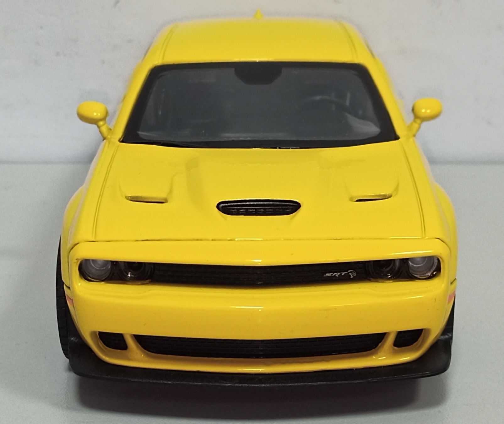 2018 DODGE CHARGER SRT HELLCAT WIDEBODY модель 1:24 "Автосвіт". Металл