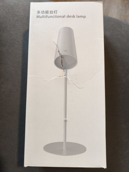 Lampa biurkowa z funkcją czytania