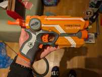 Pistolet NERF do zabawy