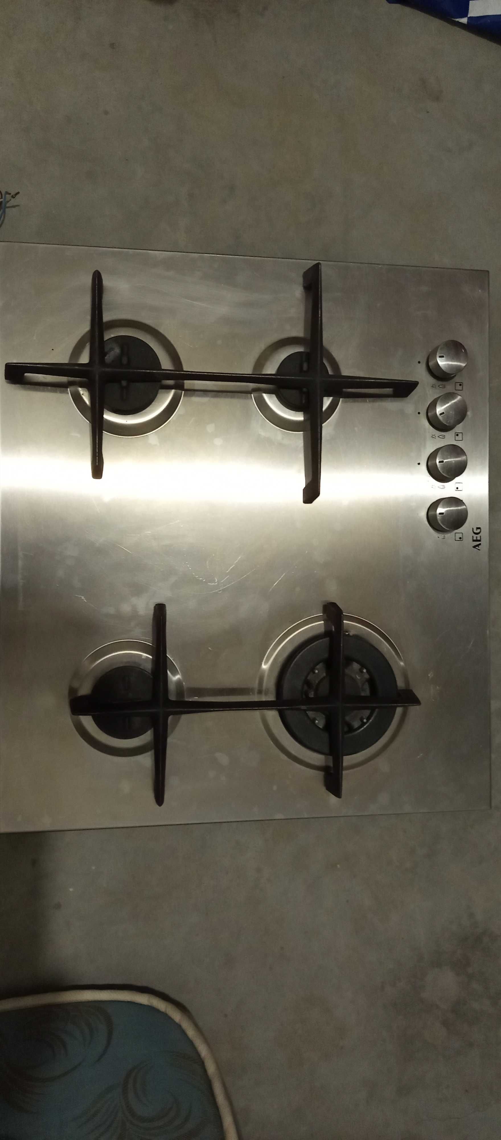 Fogão seminovo marca AEG