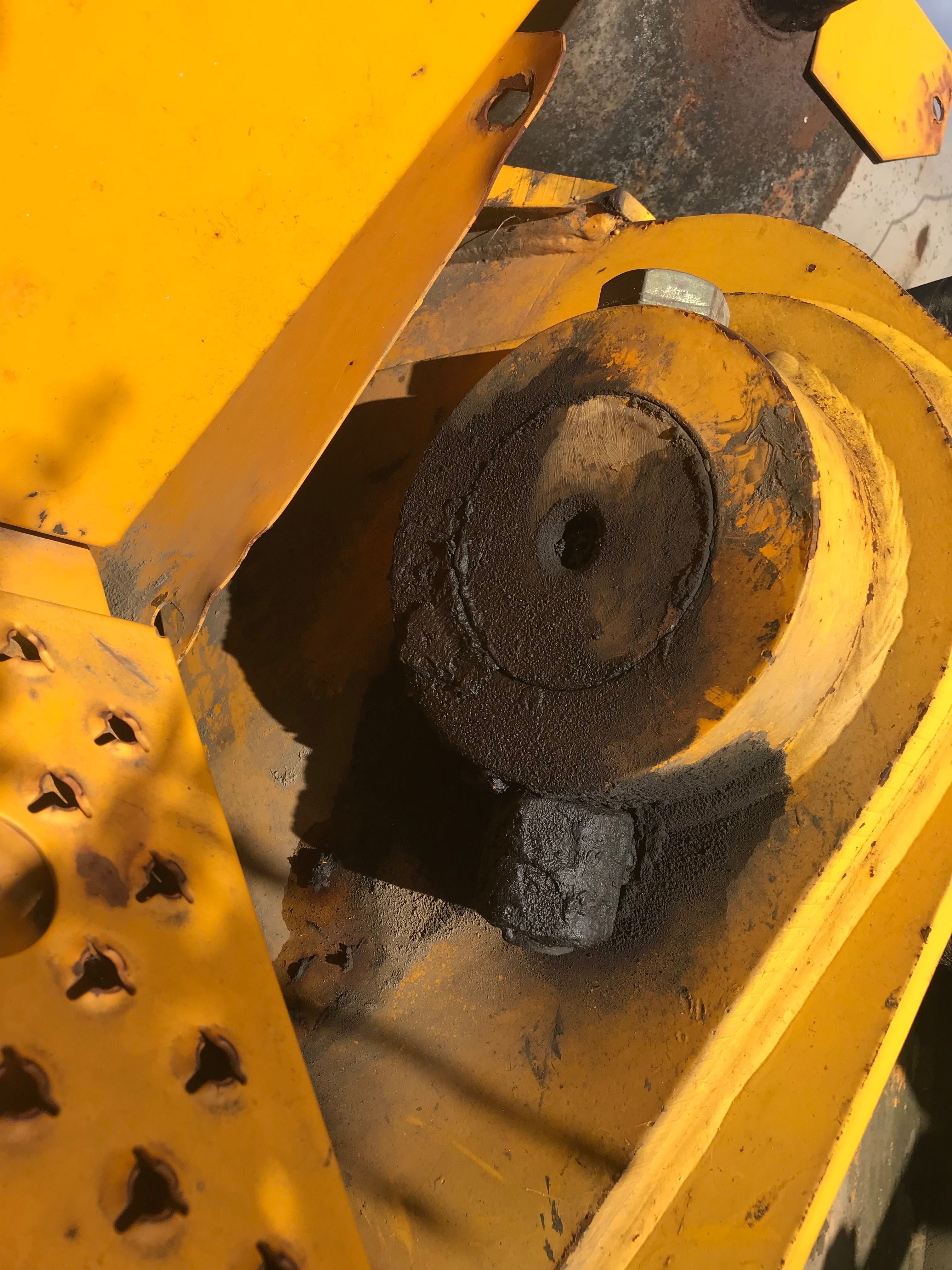 Розборка JCB JS330 ( по запчастинам ).