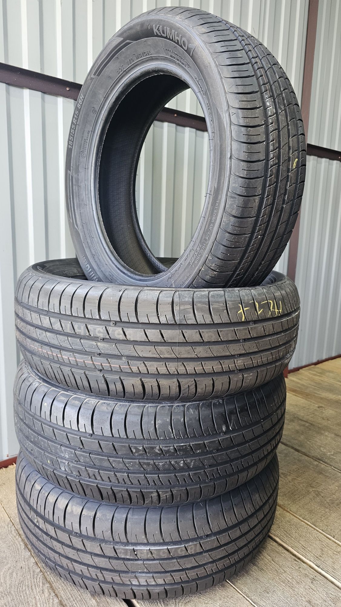 Kumho ecoWING ES01 185/55r15 86H