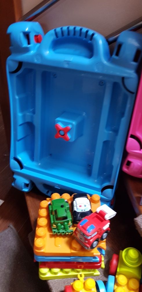 Nowy stolik big bloks fisher price