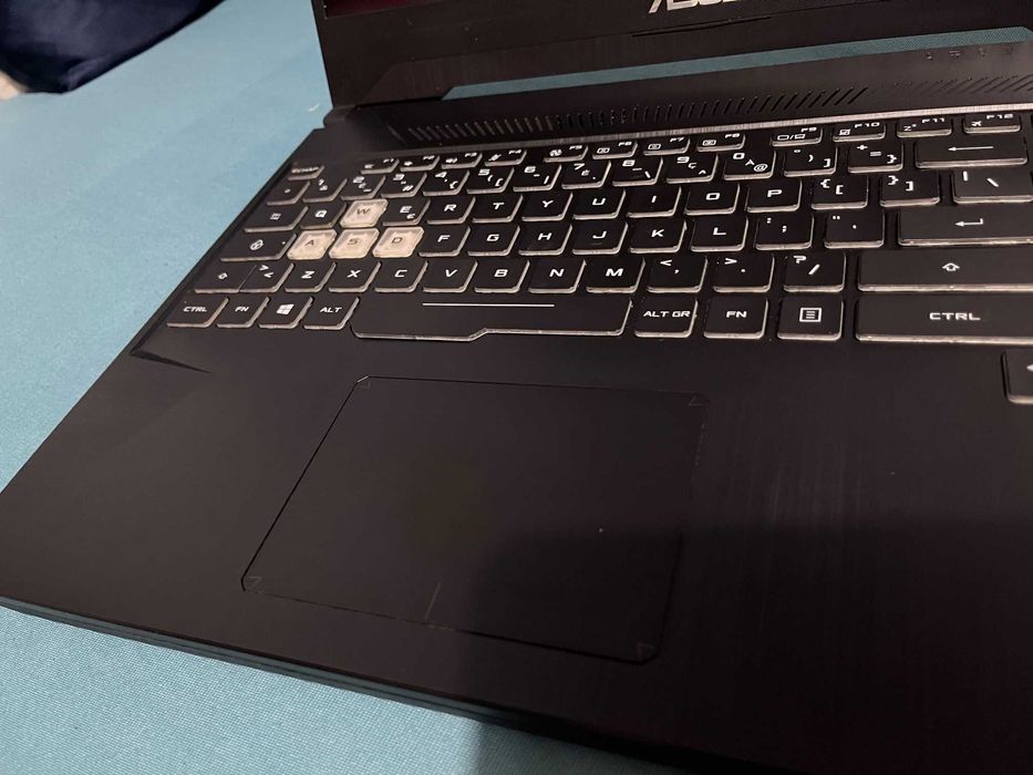 Laptop Asus TUF FX505DT Ryzen 5 / GTX 1650 / 8 GB Ram DDR4