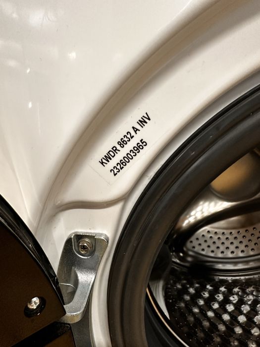 Пральна машина з сушкою KOENIC,привезена з Німеччини