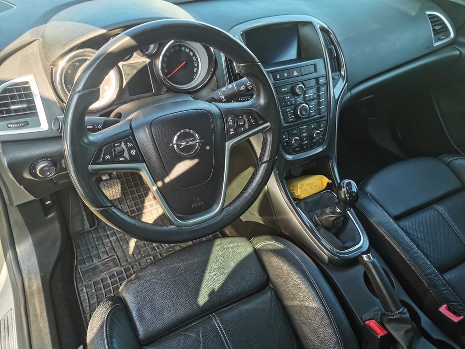 Opel Astra J Sport Tourer EcoFlex
