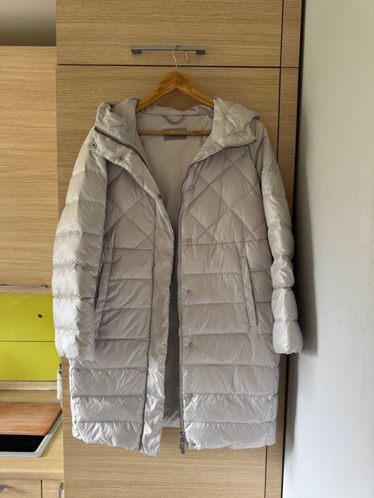 Жіноче пальто з утепленням пух перо перлинного кольору Marella