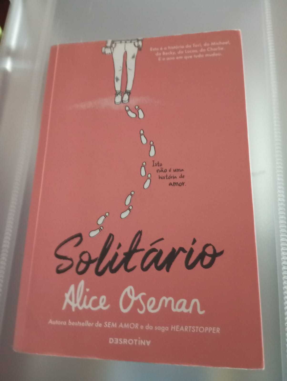 Livros Alice Oseman para venda ou TROCA PELA VERSÃO EM INGLÊS