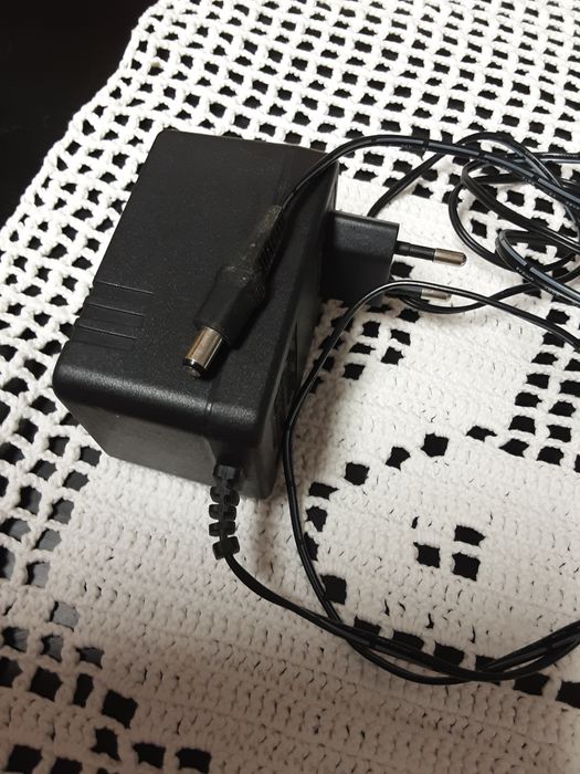 Carregador como novo