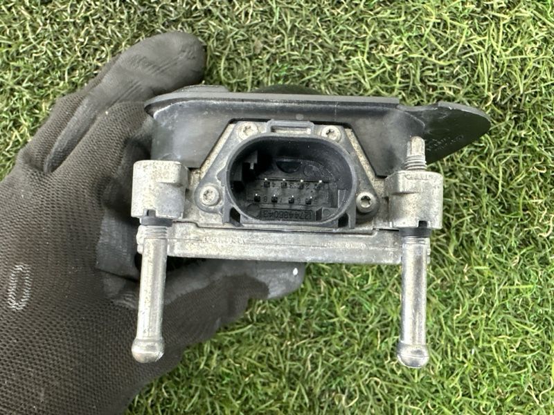 Дистроник левый Volkswagen Touareg NF 3.6 CGRA 2015