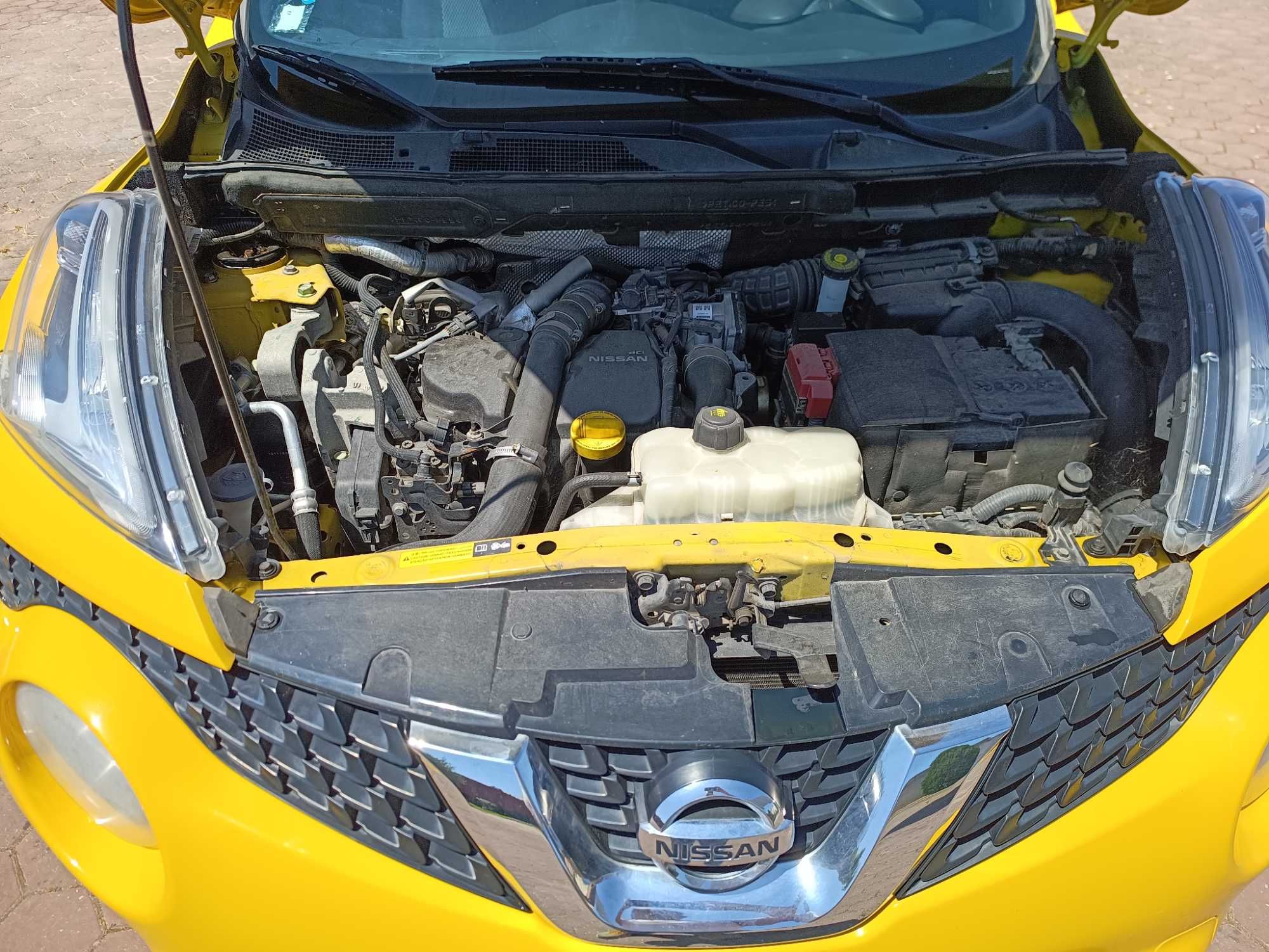Nissan Juke 1.5 Amarelo
