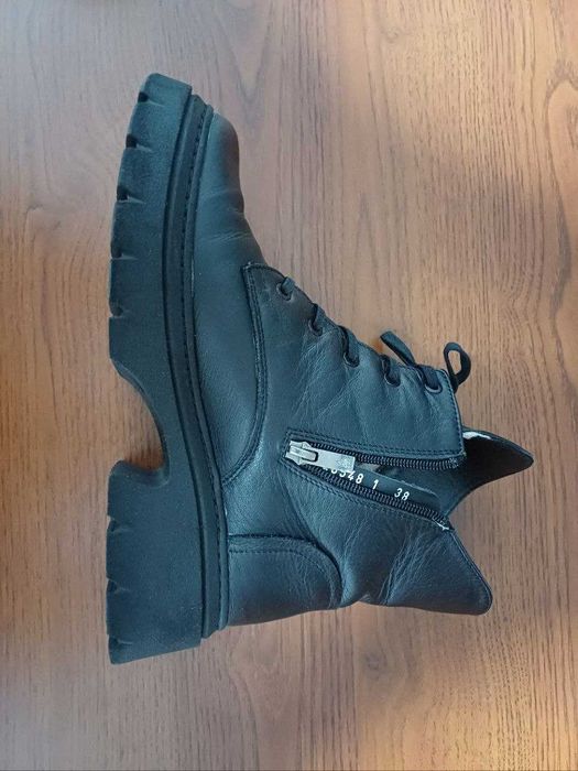 Шкіряні жіночі черевики