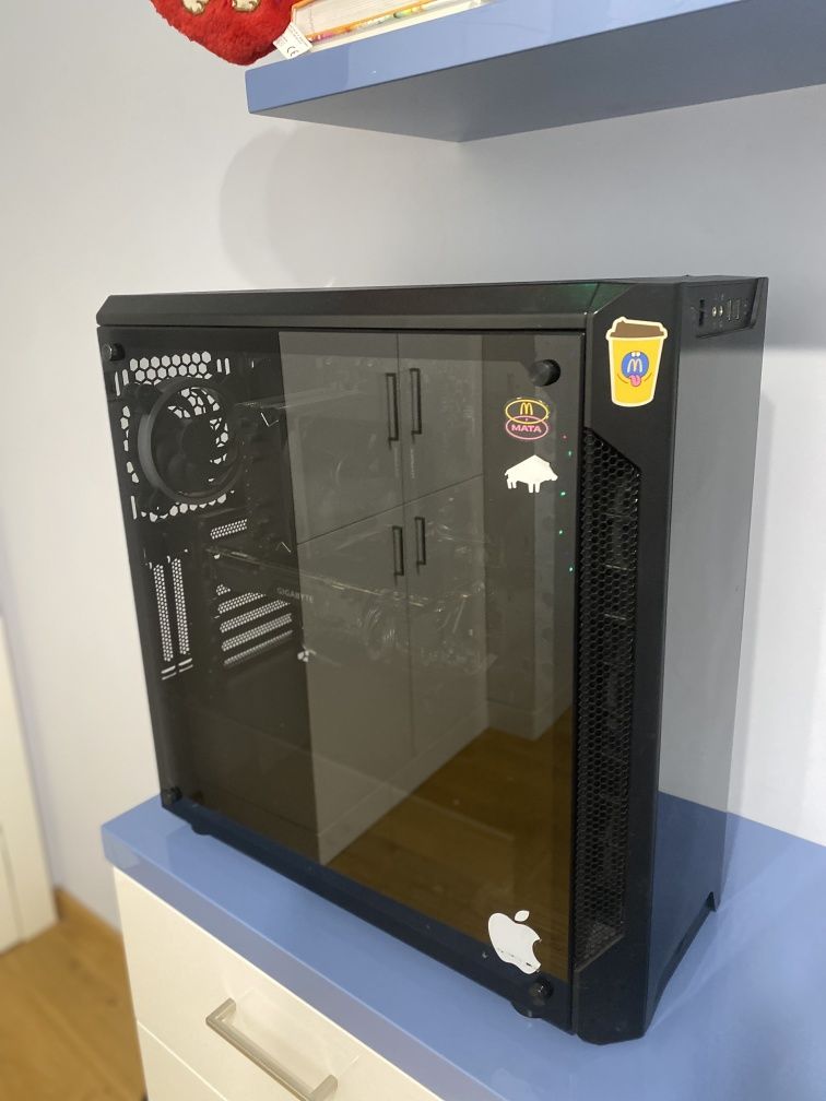 Komputer Do gier [RTX 2070] [i7-9700k] [DDR4 16GB]
