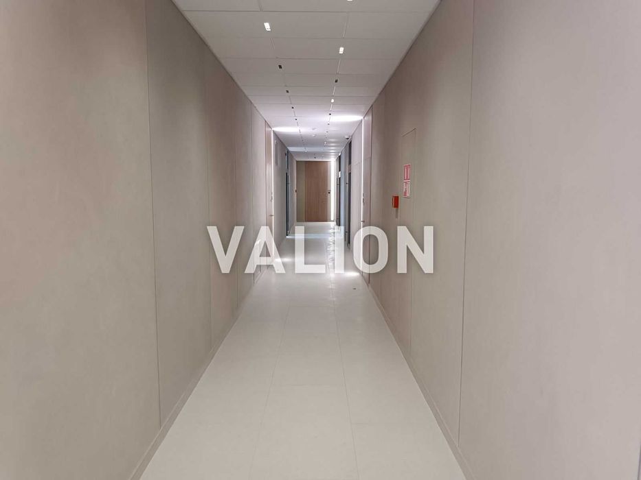 Продаж 2к квартири  Гарета Джонса 12 ЖК UNIT.Home
Метро