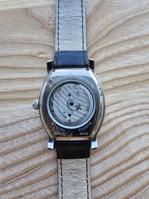 Мужские часы Vacheron Constantine срочно