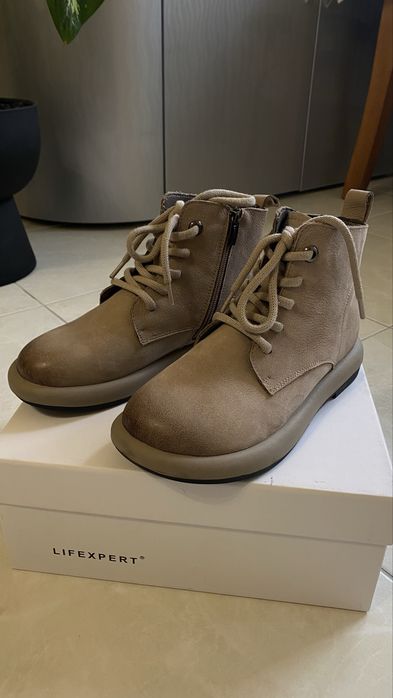 Короткі весняні черевики