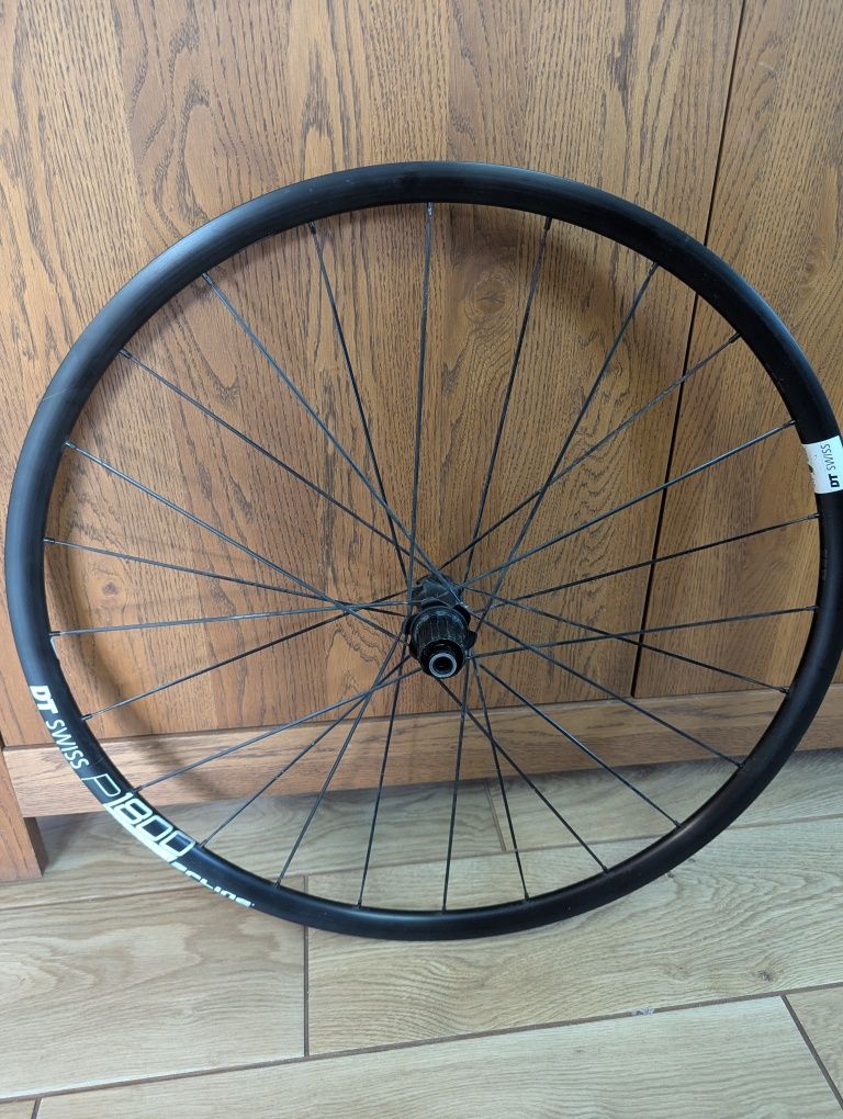 Koła szosowe gravel DT swiss P1800 DB spline dtswiss