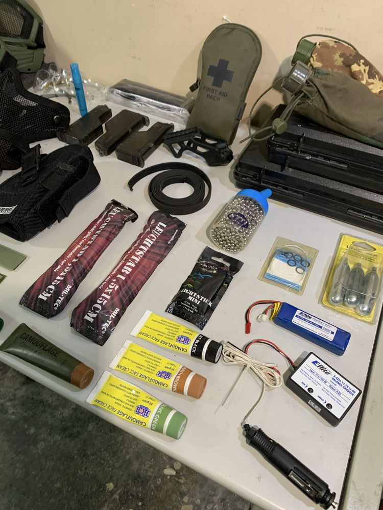 Arma/Réplica Airsoft - Vário Material de airsoft e equipamento tático
