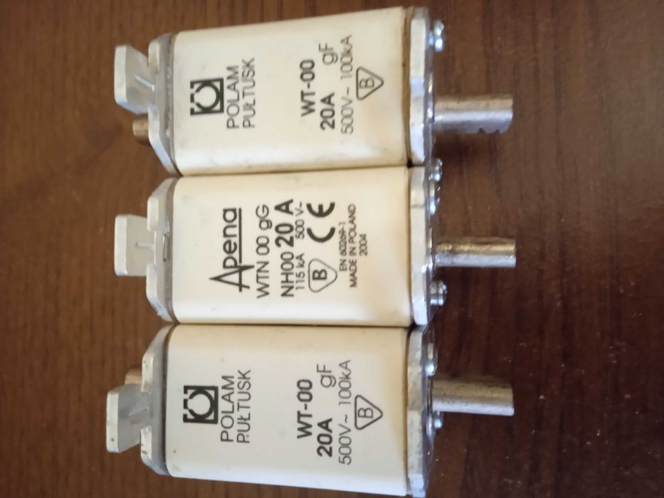 Bezpieczniki nożowe 20 A