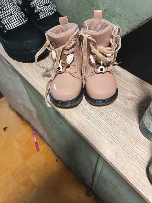 Buty stan nowe  że sklepu smyk.