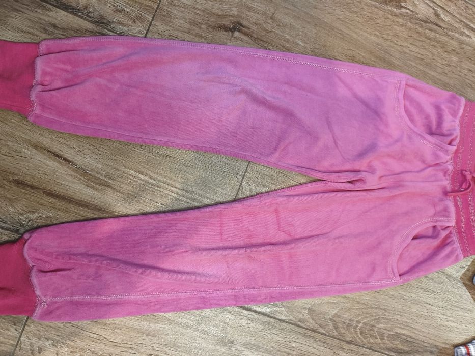 Zestaw dla dziewczynki bluzy dresy 128/134