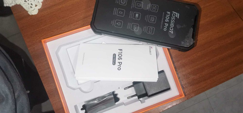 Modelo Fossibot novo na caixa a bom preço..