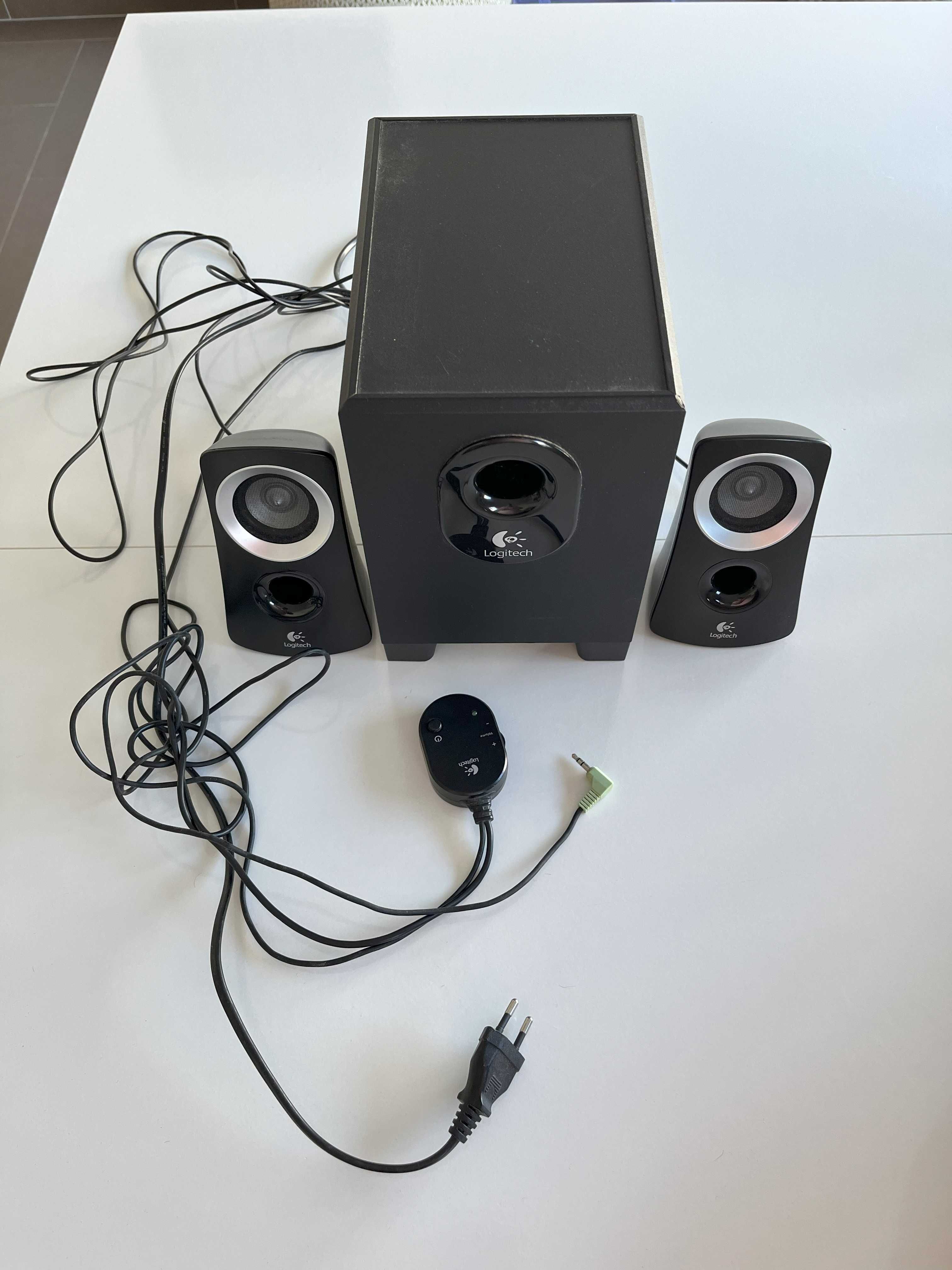 Colunas 2.1 Logitech Z313