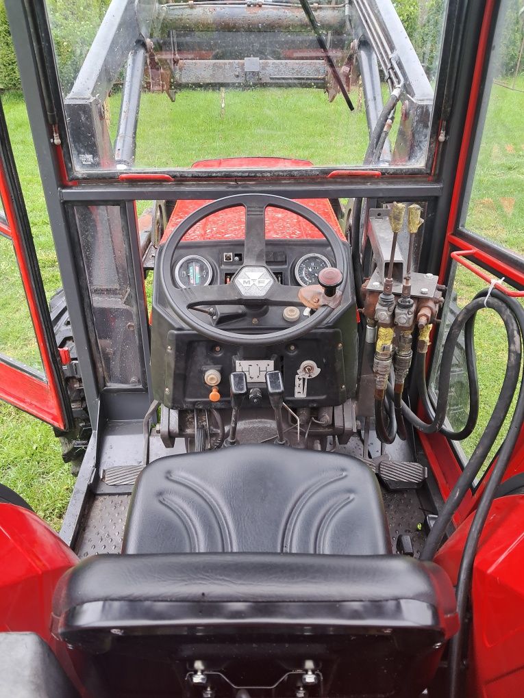 Massey Ferguson 194F 4x4