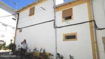 Moradia na Corredoura de S.Roque -  Castelo de Vide