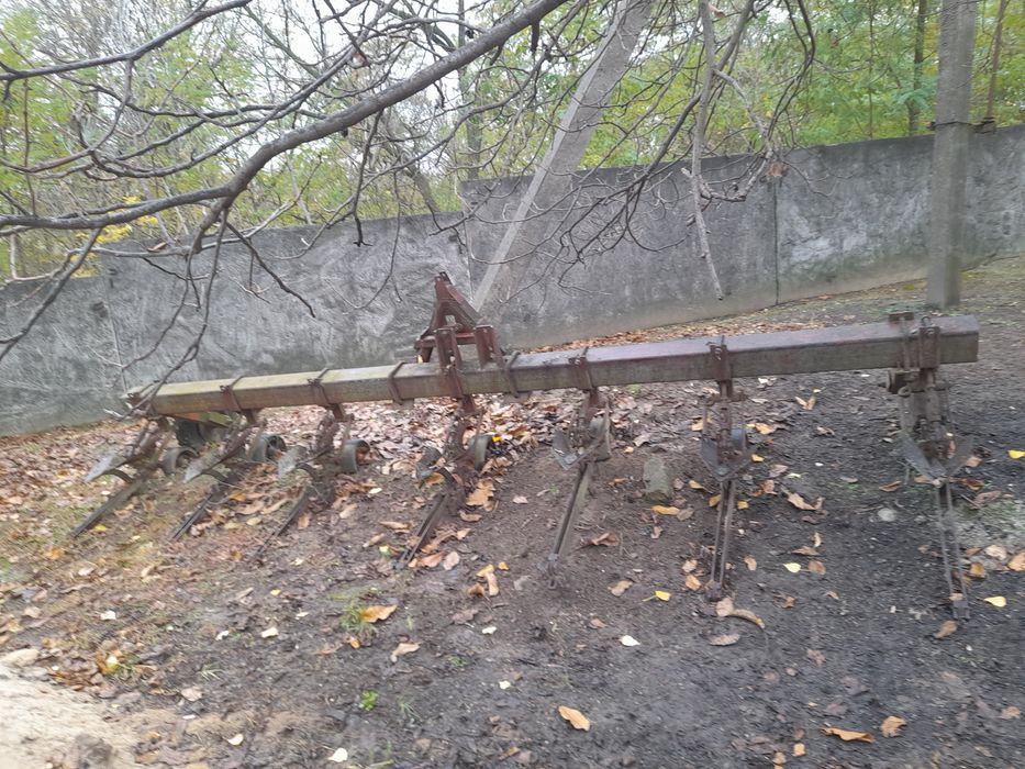 Мотига навісна...