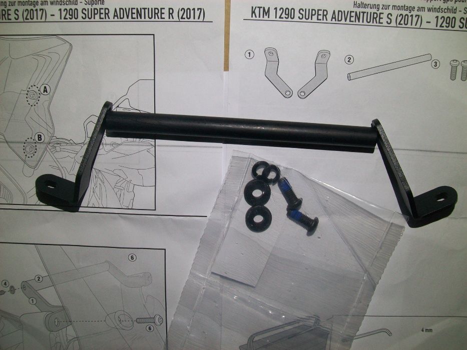 FB7706 KTM 1290 Super Adventure R/S (17>19) GIVI wspornik pod S902/GPS