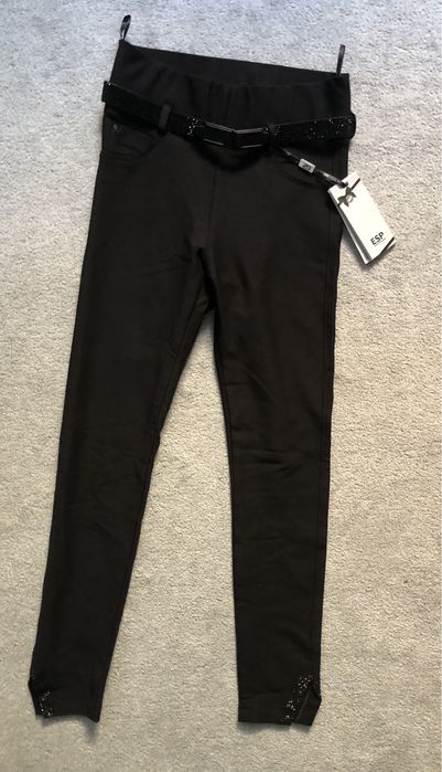 Promocja Nowe spodnie modelujące Esperanto z paskiem 26 S