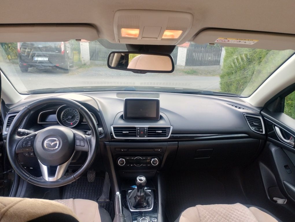 PILNIE SPRZEDAM Mazda 3 2016, 2,0 skyactive