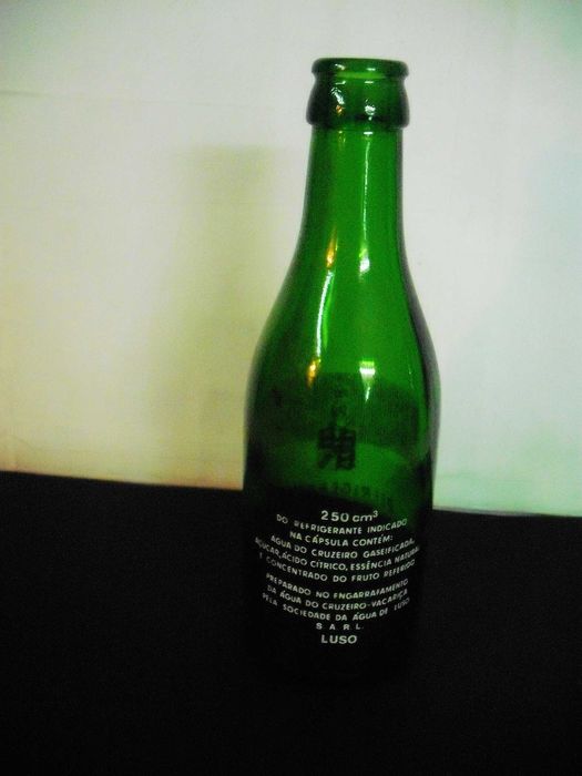 Garrafa antiga dos Refrigerantes Cruzeiro - Pirogravada