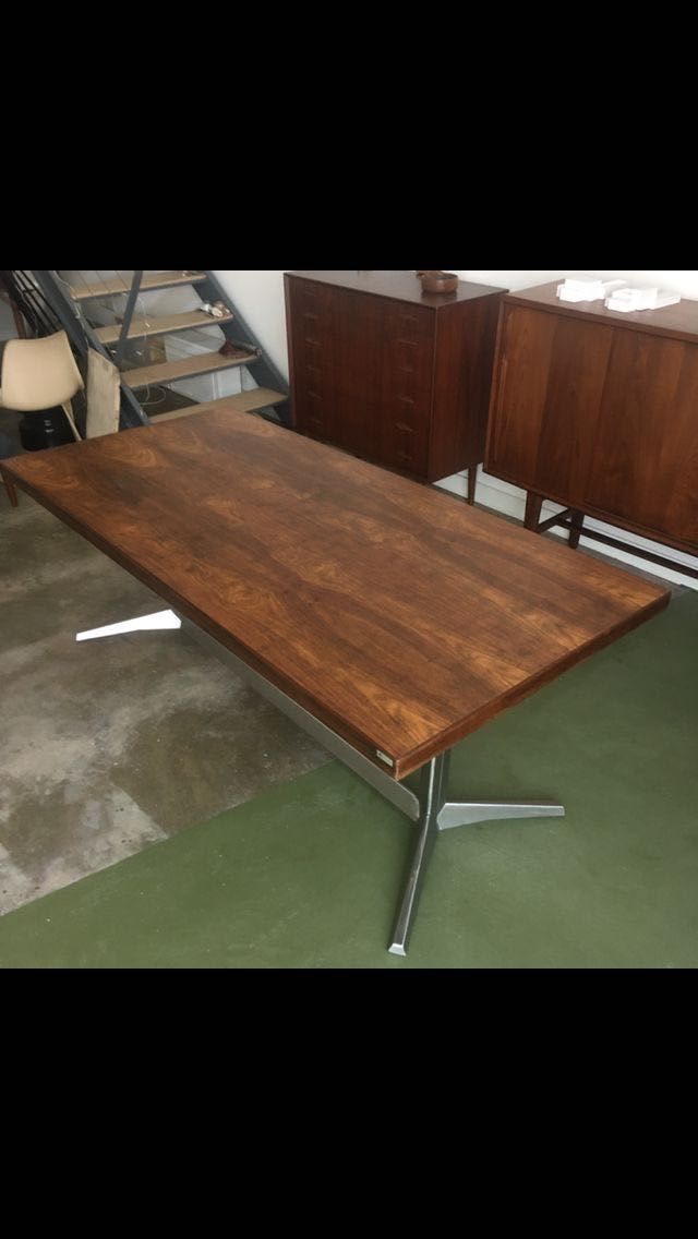 Mesa Daciano da Costa