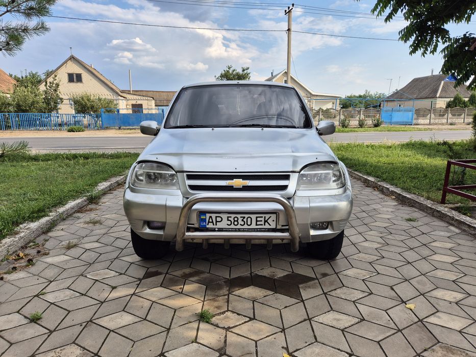 Chevrolet Niva 2004