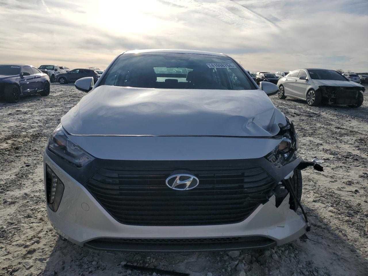 Hyundai Ioniq SEL 2017