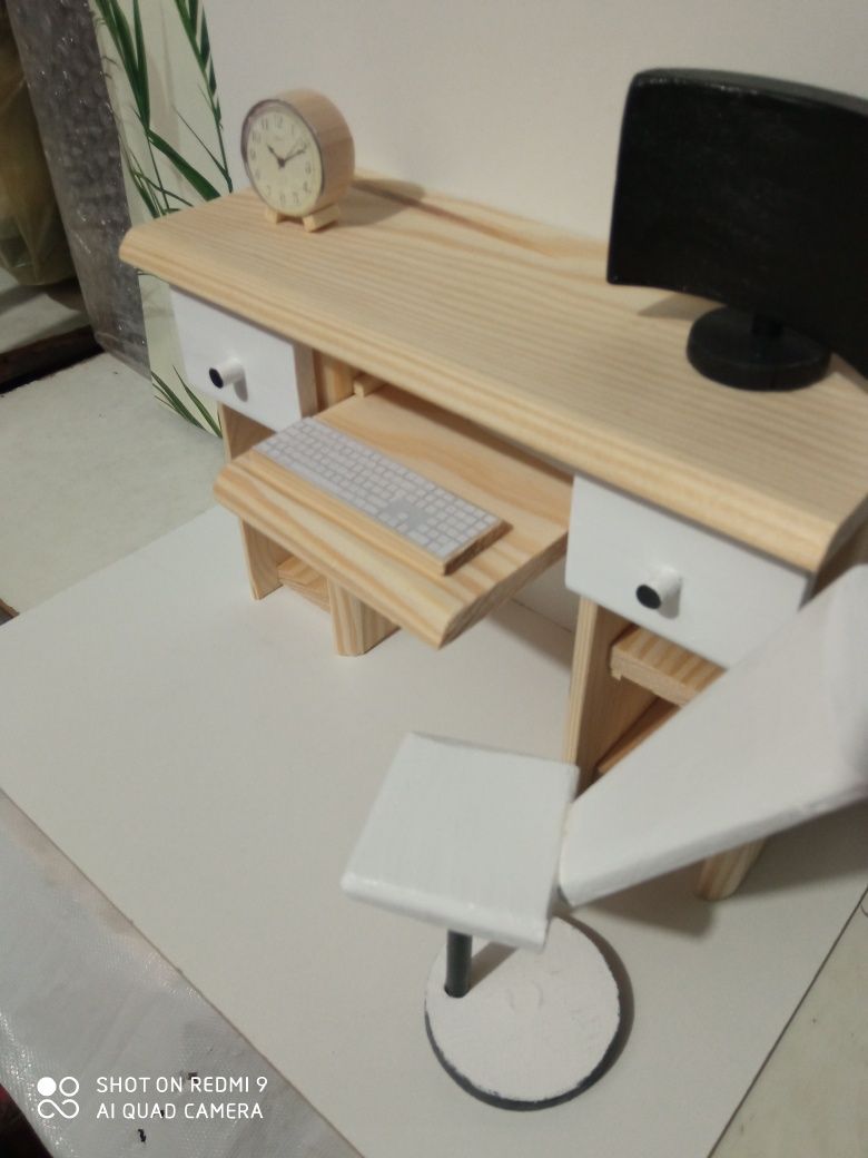 Mebelki dla lalki barbie biurko ręcznie robione z drewna