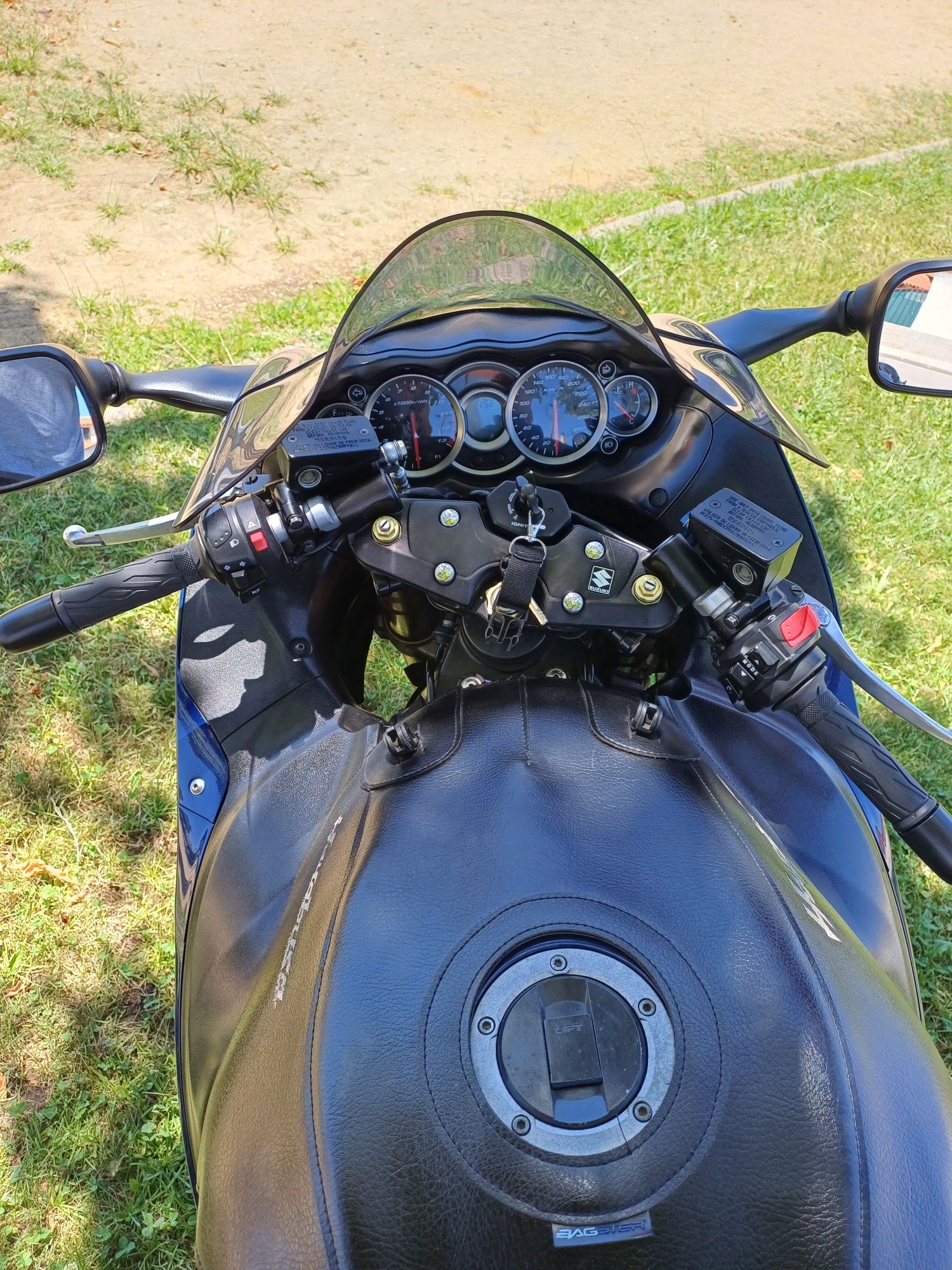 Hayabusa 2011 troca