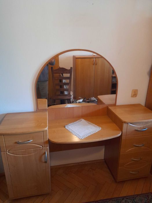 Toaletka Pokojowa z Lustrem