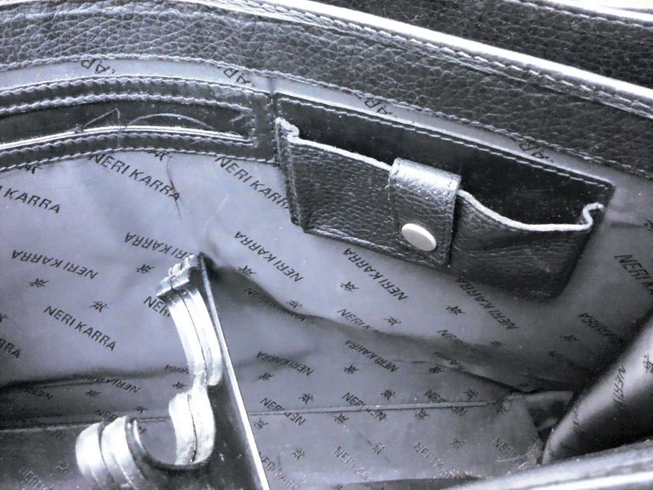 Продаю кожанный портфель " NERI KARRA "