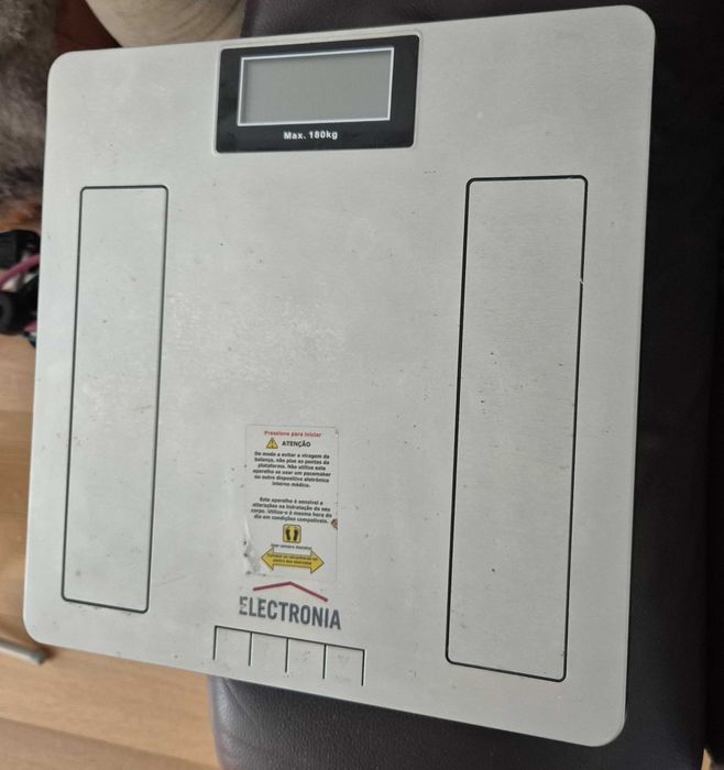 Balança de casa de banho WC