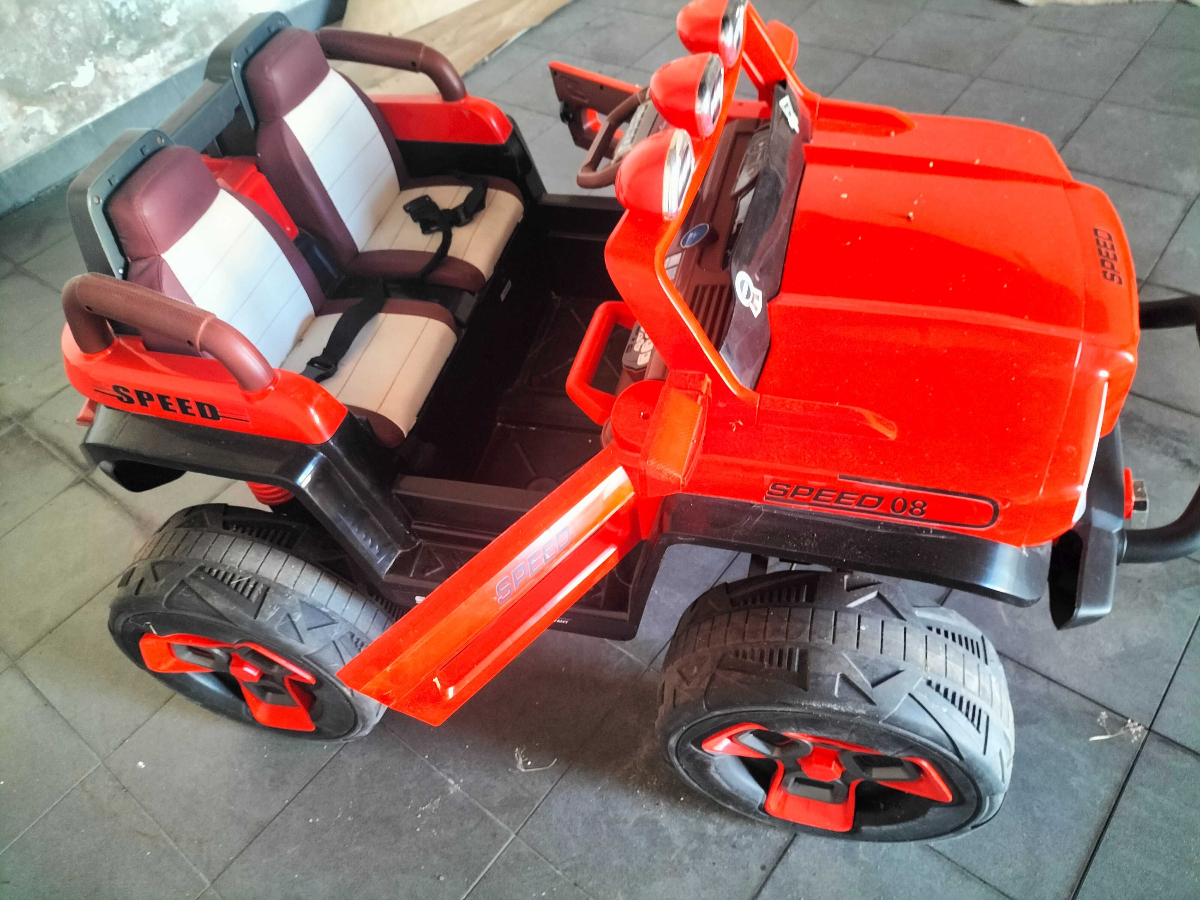 Carro de criança a bateria