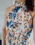 Sukienka maxi w kwiaty odkryte plecy 36