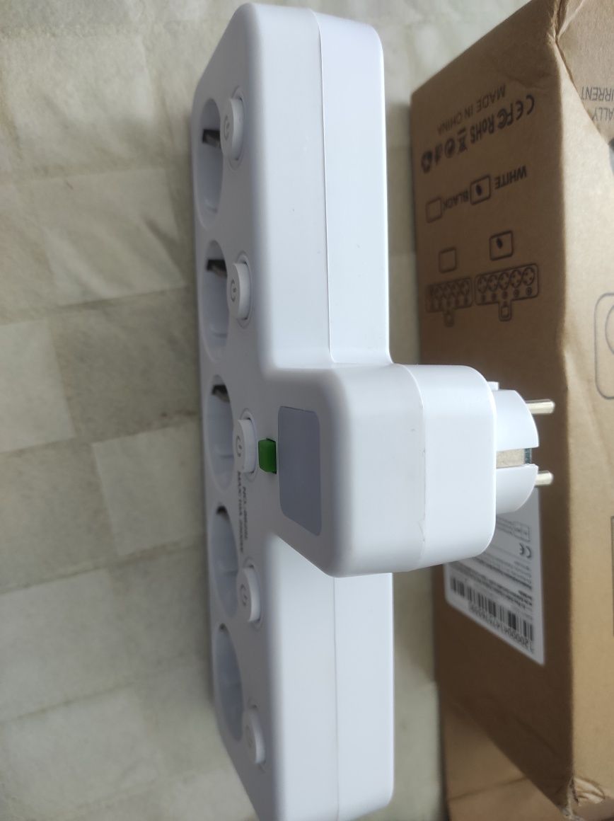Ficha /adaptador de parede 5