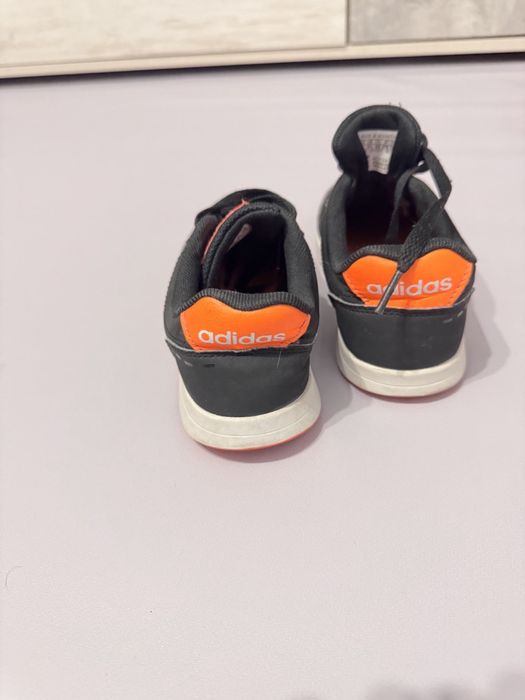 Кросівки Adidas