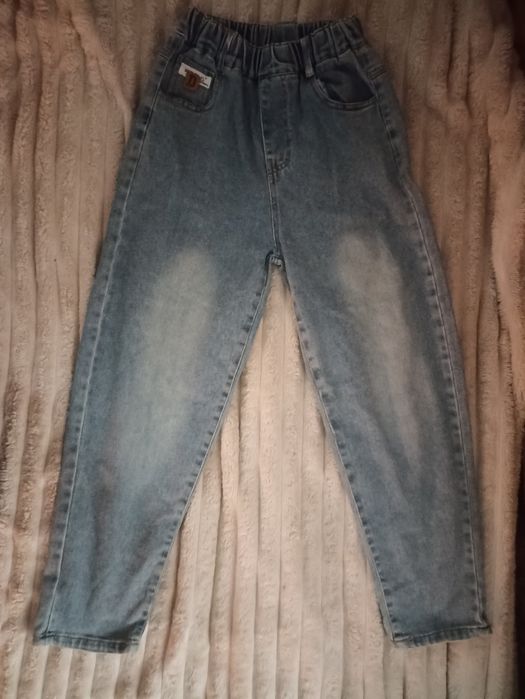 Джинсы багги, модные на подростка