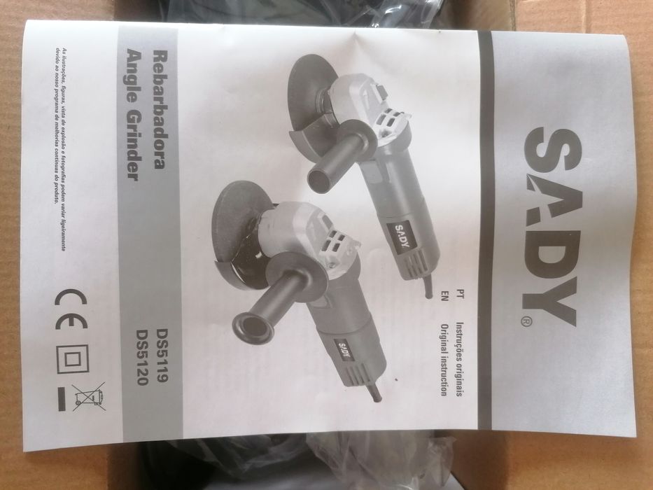 Rebarbadora nova em caixa